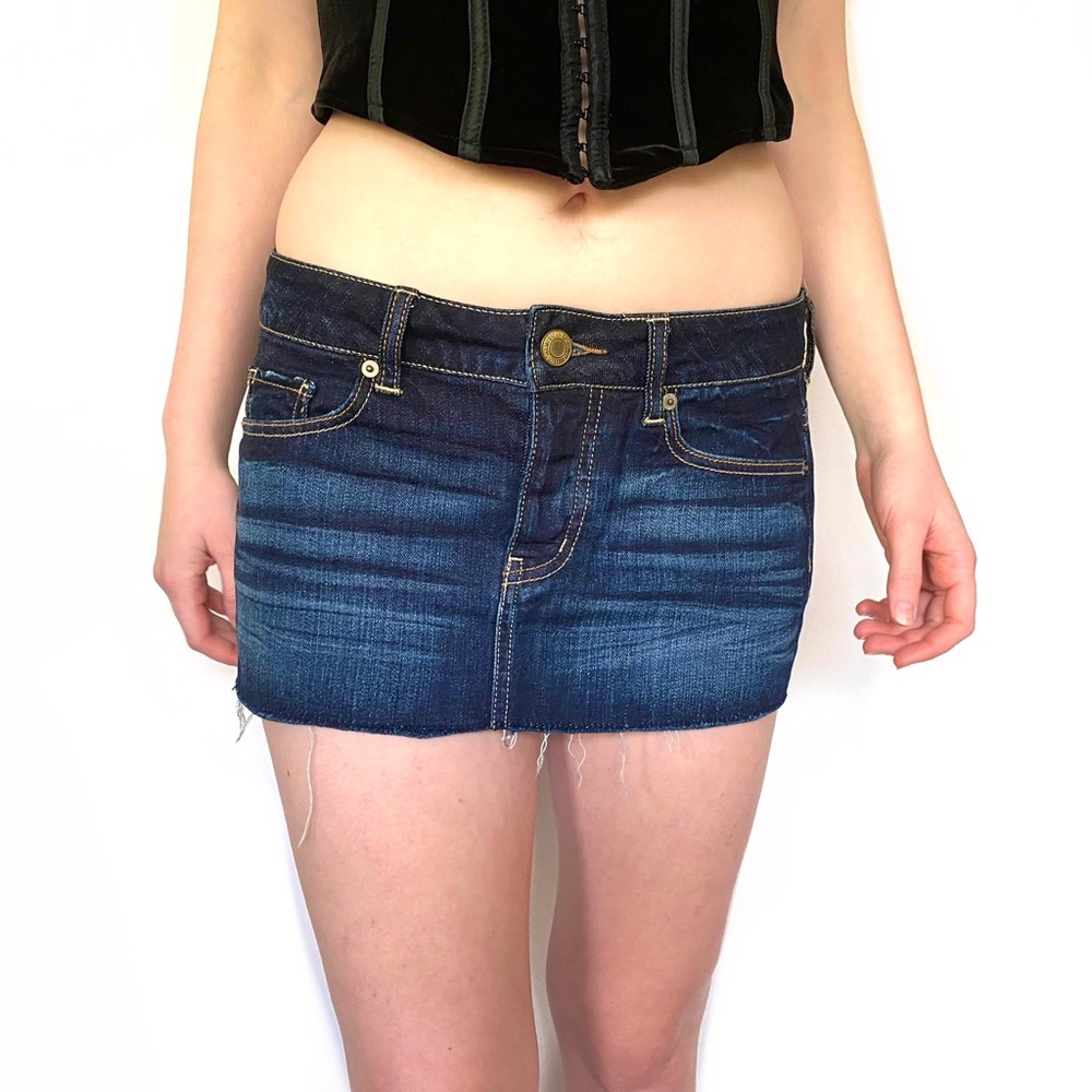 American Eagle Blue Jean Denim Micro Mini Skirt Distressed Dark Wash Y2K US 4